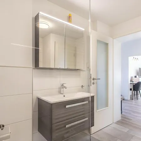 Wohnung Eg Hinten Id 136 * Brosum