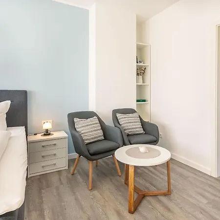 아파트 Eg Hinten Id 136 *